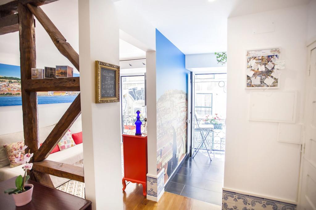 Typical Bairro Alto Apartment Лиссабон Экстерьер фото